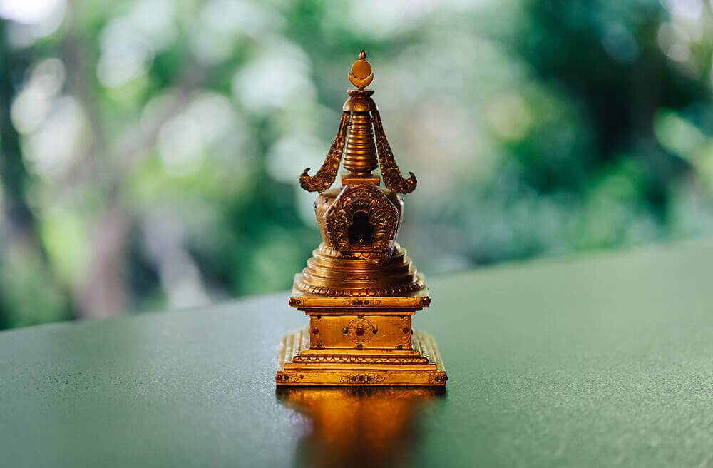 ダライ・ラマ法王より贈呈